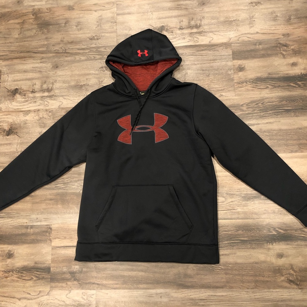 Under Armour Sweatshirt